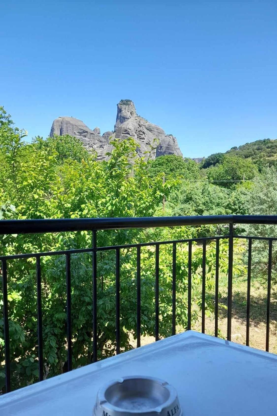 Meteora Garden Bed & Breakfast Kalampáka Eksteriør bilde
