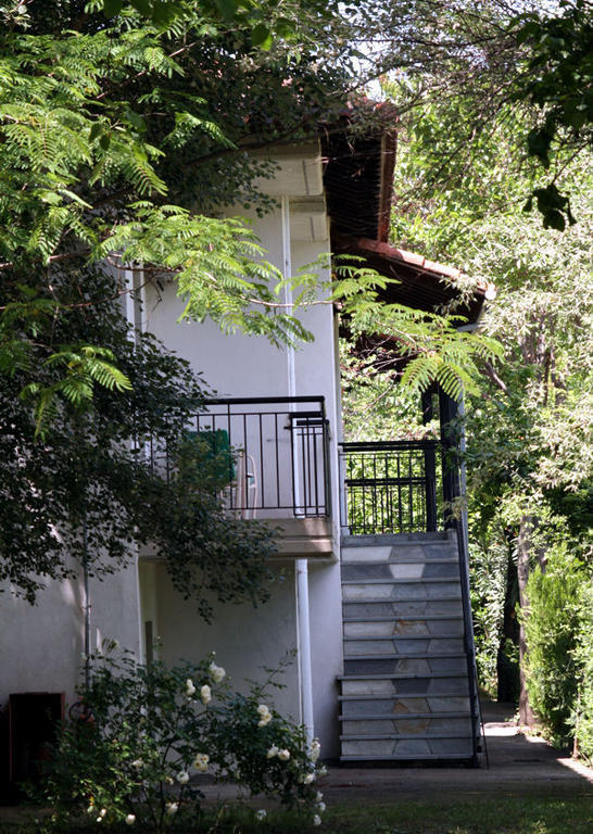 Meteora Garden Bed & Breakfast Kalampáka Eksteriør bilde